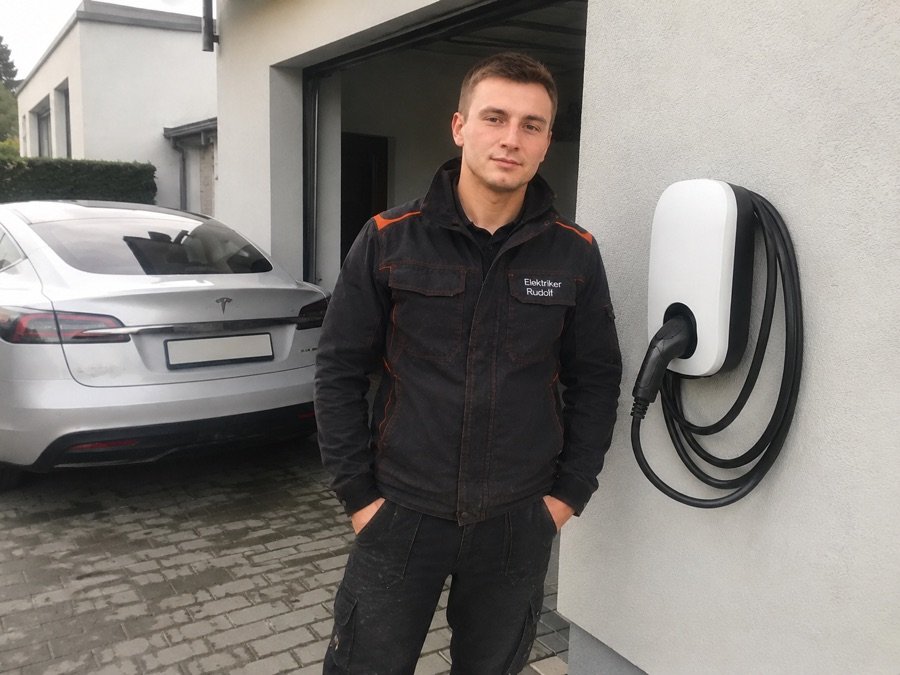 Wallbox für E-Auto montieren